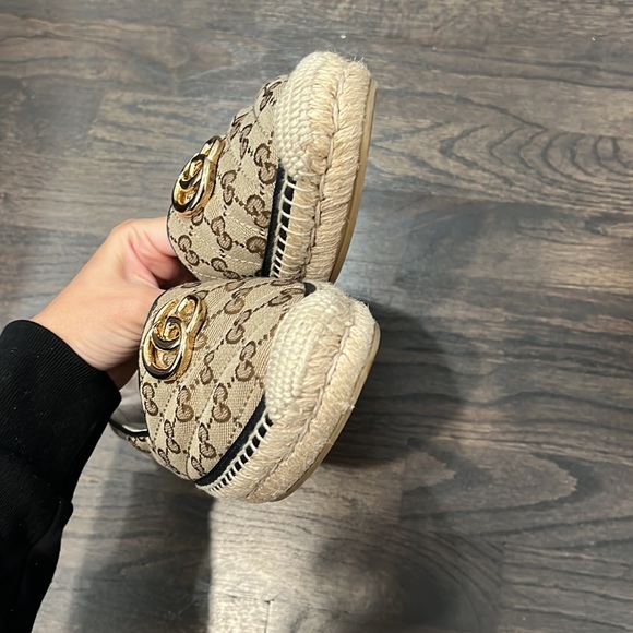 Gucci women’s GG MATELASSÉ CANVAS ESPADRILLE 38.5 - Picture 5 of 8